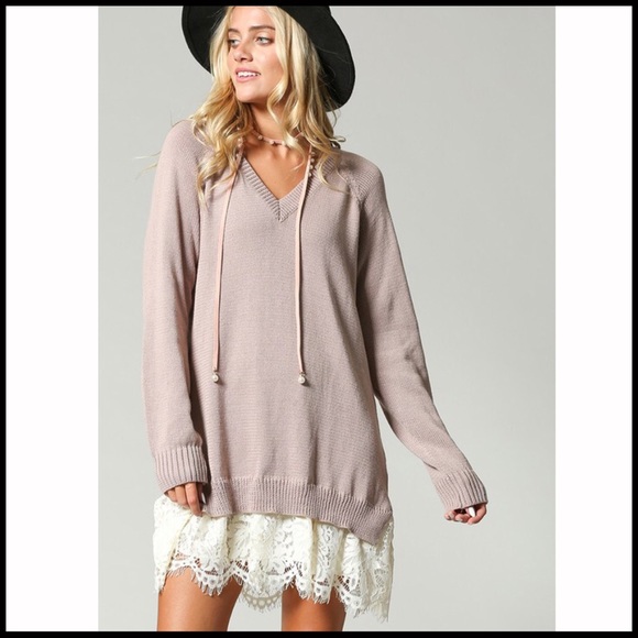 Lace-Edged Sweater Top - Picture 7 of 8